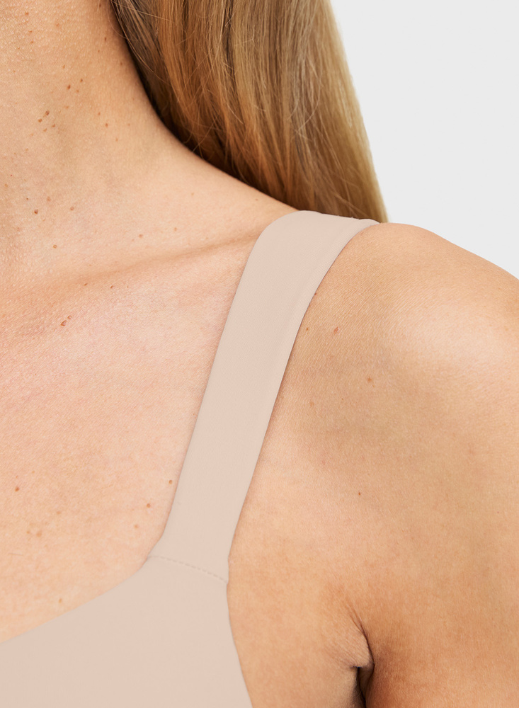 Pure Shape wire bra padded cups