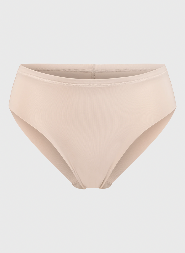 Essence brasilian alushousut Cool & Dry